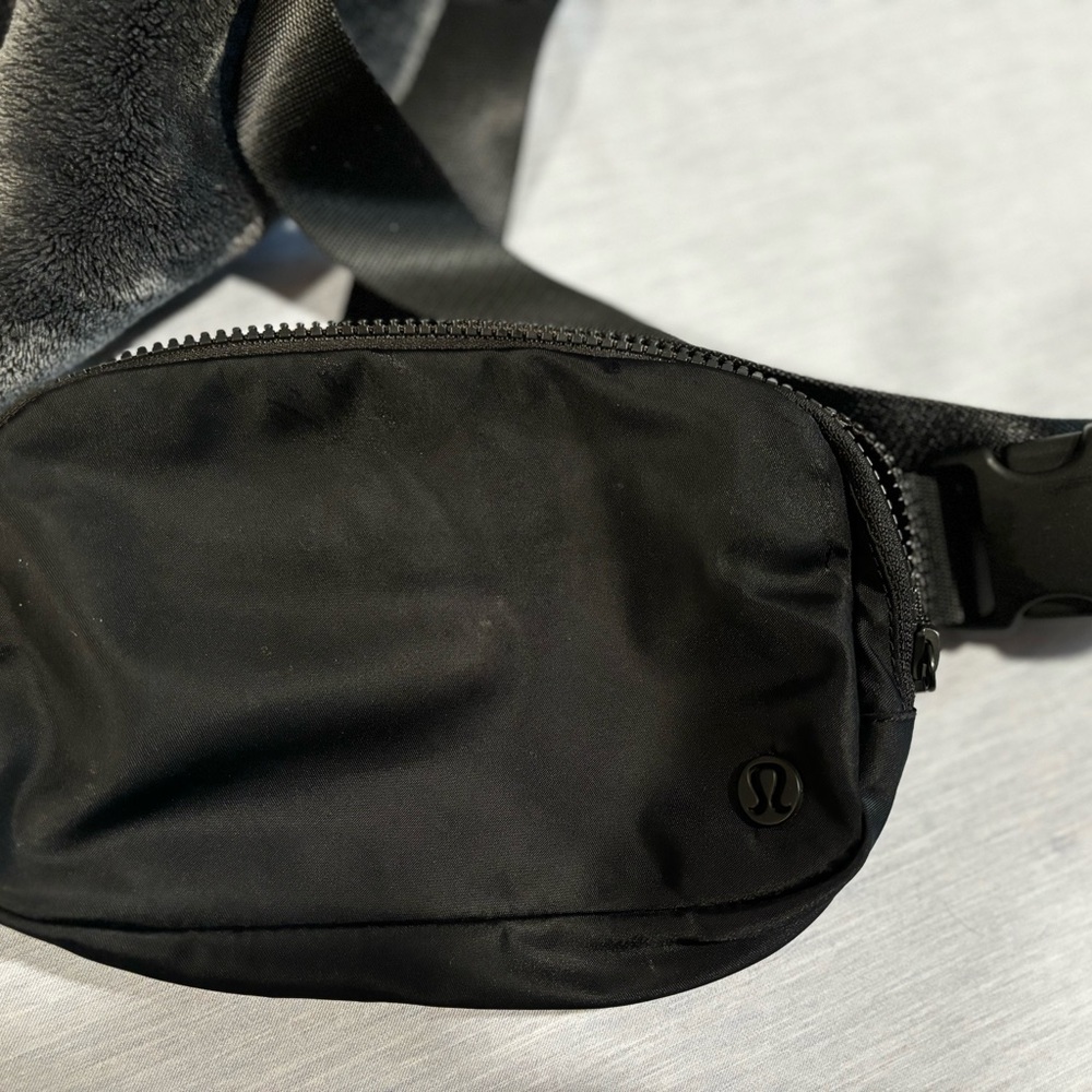 Everywhere Belt Bag lulu lemon